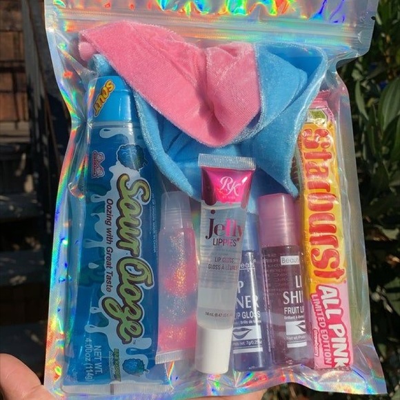 🦋Vsco surprise box🦋 - Picture 3 of 5